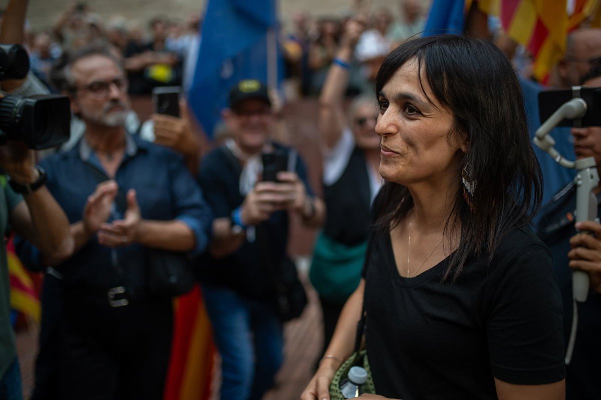Orriols (AC) considera que el vídeo con IA que lo involucra perjudica y "victimiza" a Puigdemont