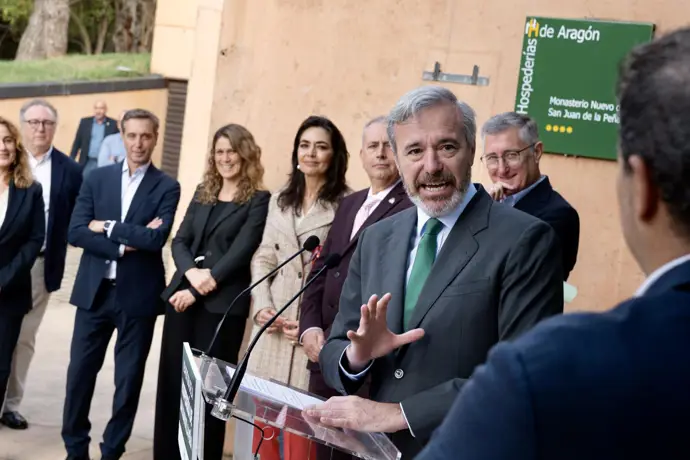 Azcón critica a Vox por entorpecer el presupuesto de Aragón y espera que reconsideren su postura