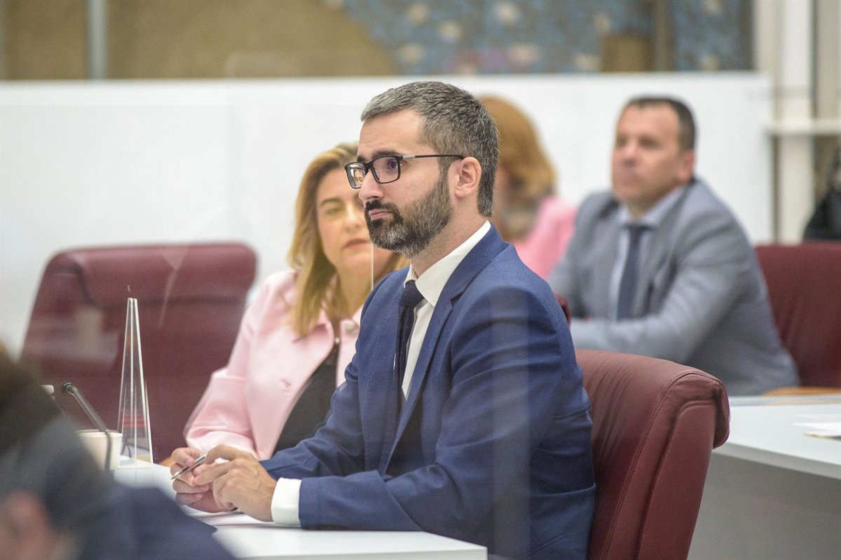 Lucas responsabiliza a López Miras por la anoxia del Mar Menor y alerta sobre la situación