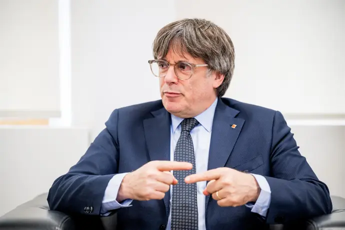 Junts considera preguntar a su militancia sobre una posible ruptura con el PSOE tras el despliegue