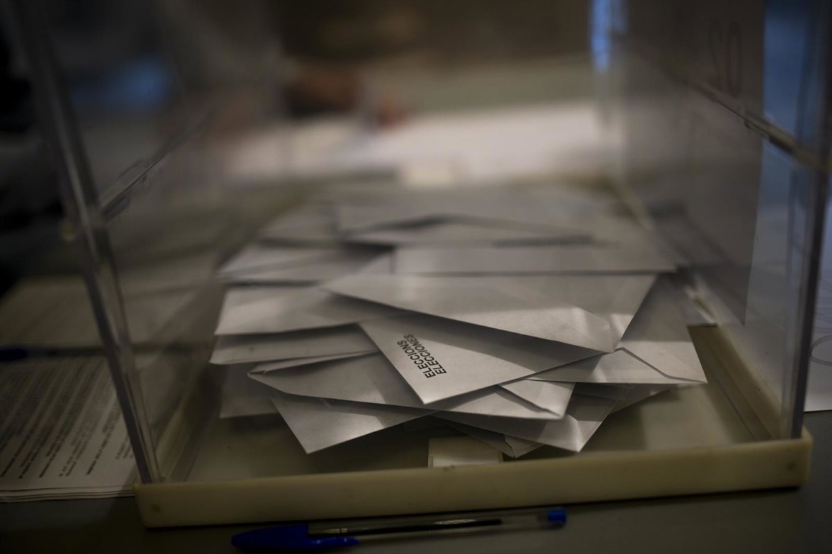 El Govern no contempla adelantar elecciones, asegurando que no está relacionado con Extremadura