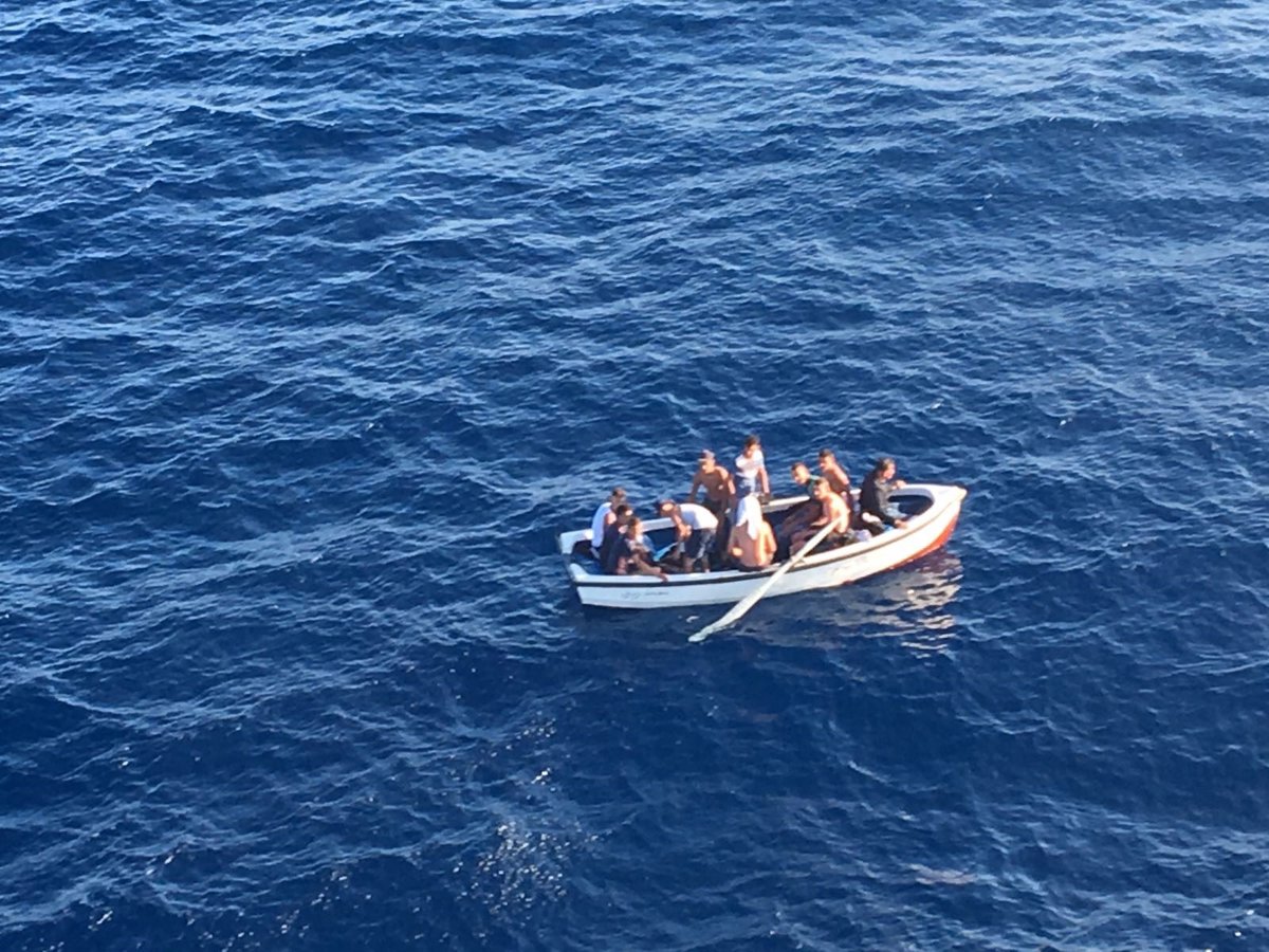 La Fiscalía gestiona la repatriación de siete menores migrantes que arribaron a Ibiza en