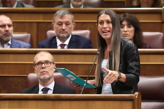 Junts pide al Gobierno que Cataluña tenga un distrito universitario y gestione las becas y el