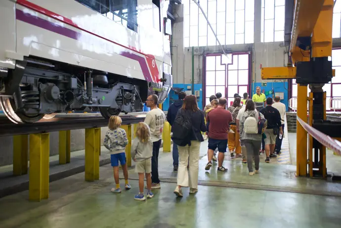 Renfe abre al público su nueva Base de Mantenimiento en València Font de Sant Lluís este domingo