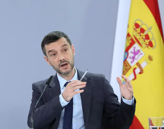 Bustinduy reconoce tensiones en el Gobierno, pero las considera constructivas y asegura que la