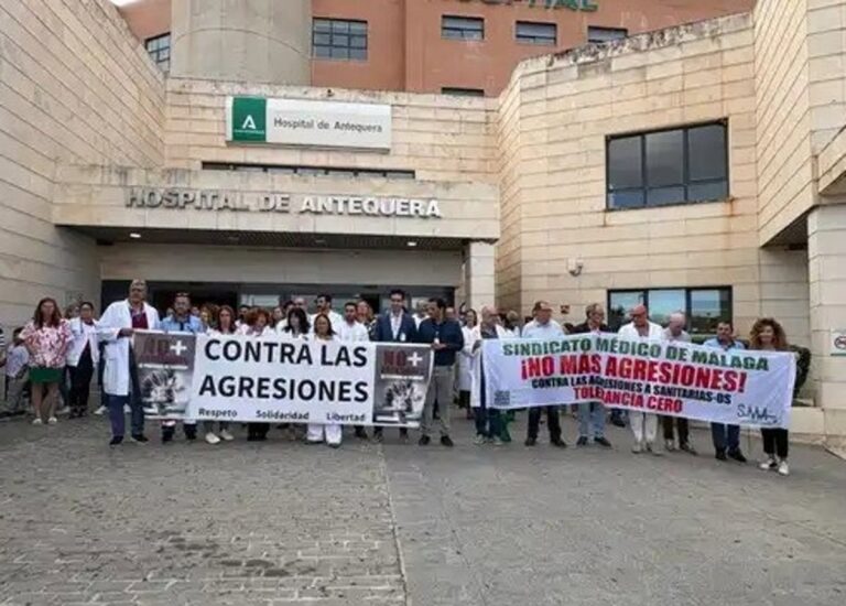 Radióloga del Hospital de Antequera recibe amenazas durante una ecografía de mama en Málaga