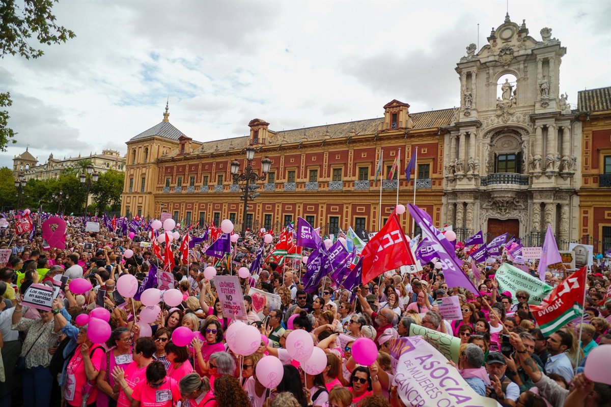 Las manifestaciones ciudadanas son siempre un signo de fortaleza y participación democrática
