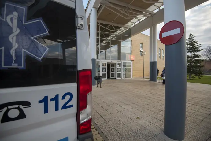Un joven fue trasladado al hospital de Calahorra por inhalar humo en un incendio en Arnedo