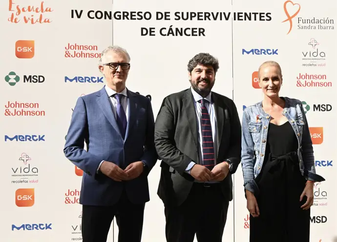 La Región de Murcia impulsa cerca de 400 investigaciones sobre el cáncer en español