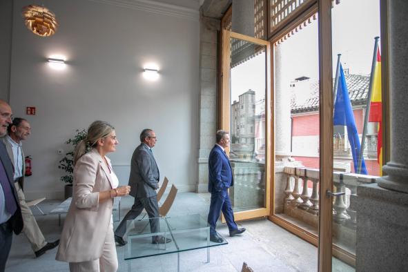 García-Page defiende el "principio de igualdad" en la...