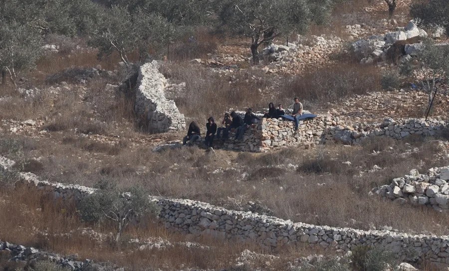 Colonos israelíes agreden a varios palestinos en el sur de Cisjordania, según EFE