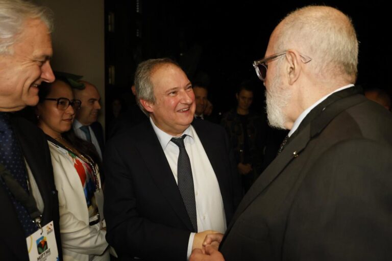 Hereu sostiene ante empresarios iberoamericanos que la democracia social necesita potenciar las