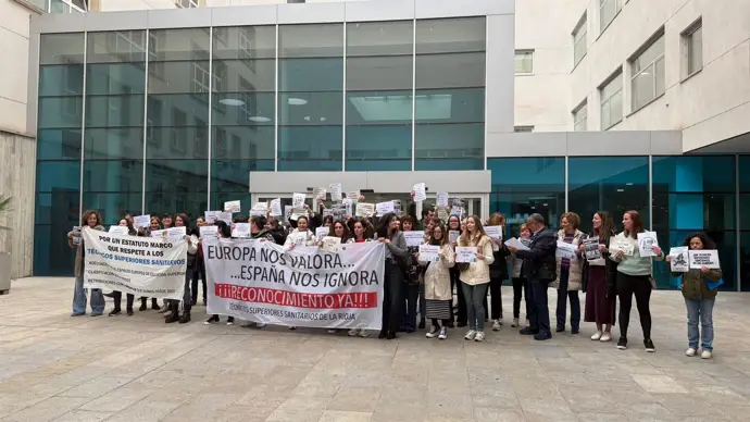 Seguimiento masivo en el SERIS de la huelga de técnicos superiores sanitarios en su demanda de