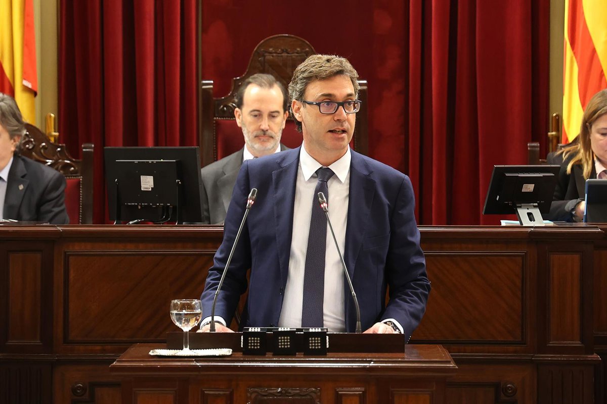 Costa señala a Vox como el primer interlocutor en las negociaciones sobre el techo de gasto