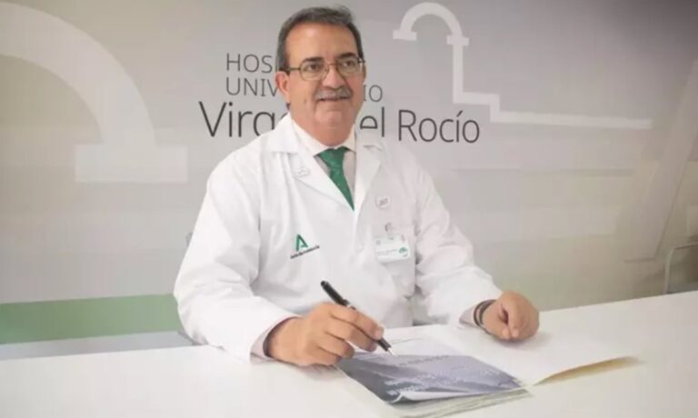 La Junta destituye al delegado de Salud en Sevilla, exgerente del Virgen del Rocío, clave en
