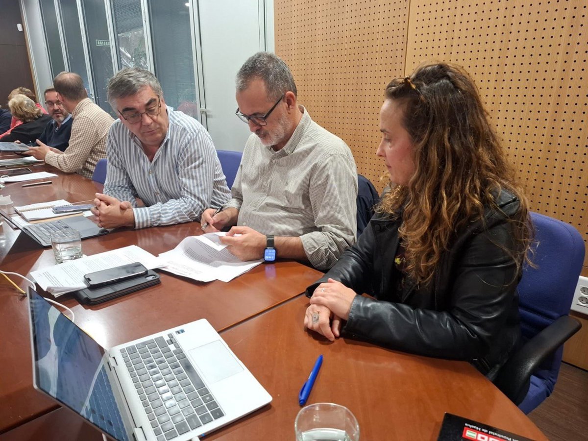 Sindicatos y Junta acuerdan el viernes mejoras salariales para 65.000 empleados y la modernización