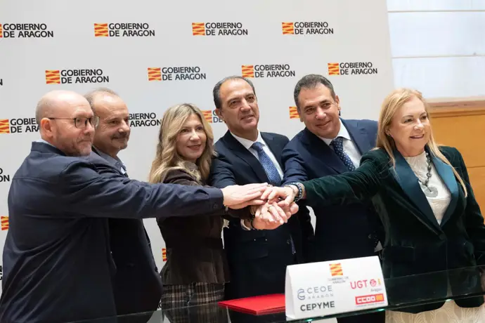 El Gobierno de Aragón forma equipos de inspectores y médicos para gestionar bajas laborales