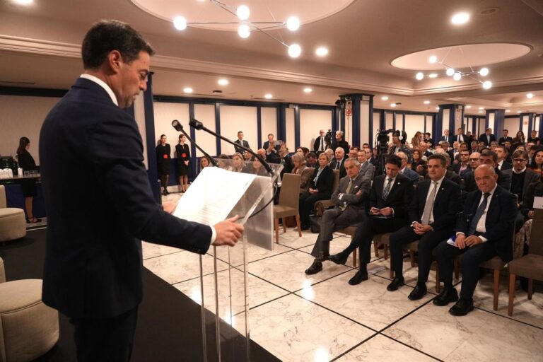 El lehendakari insta a dar "un salto cualitativo" para convertirse en "un país que juega en el