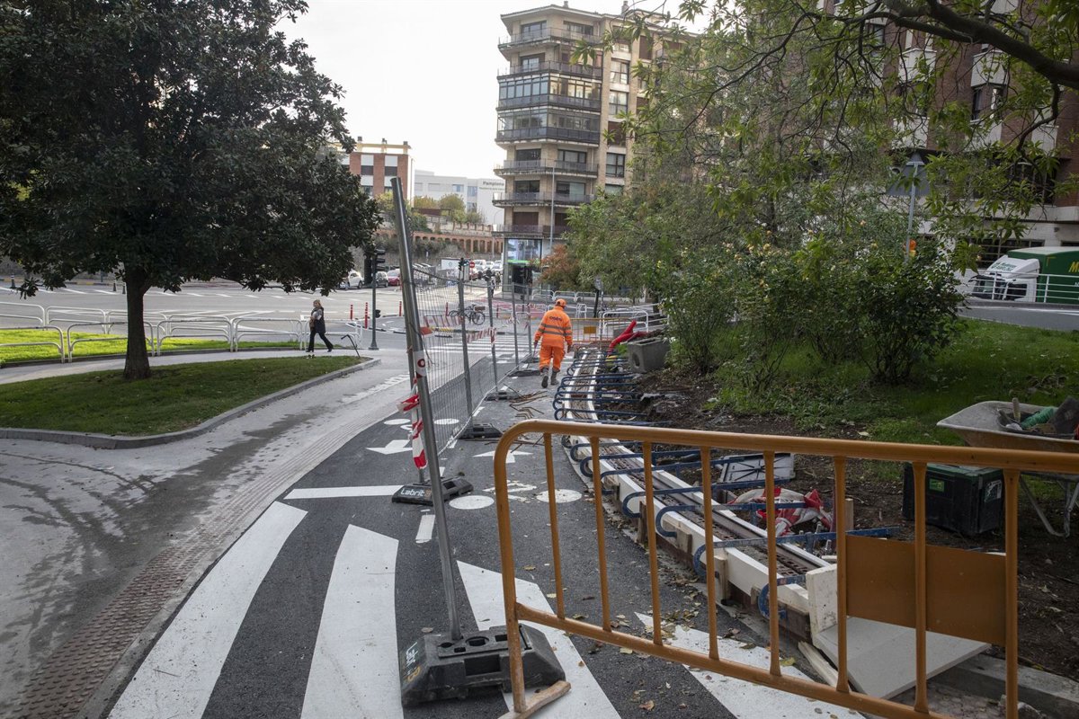 Las obras del carril bici avanzan en la conexión ciclista entre Abejeras y Vuelta del Castillo