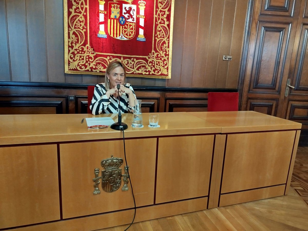 Delegación del Gobierno en Navarra celebra 50 años del fin de la dictadura con un diálogo sobre