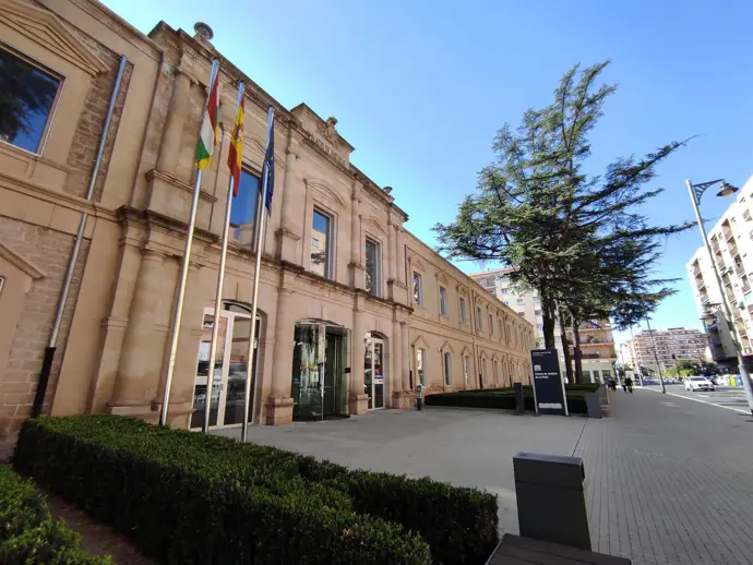 Solicitan cinco años de cárcel para una mujer acusada de traficar con heroína en Logroño