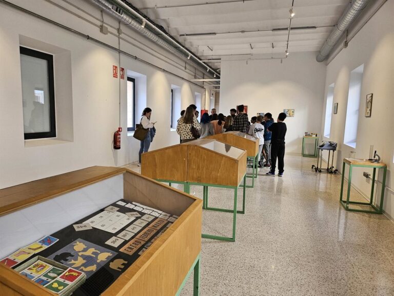 El museo de la educación de Baleares estrena visitas escolares guiadas en español