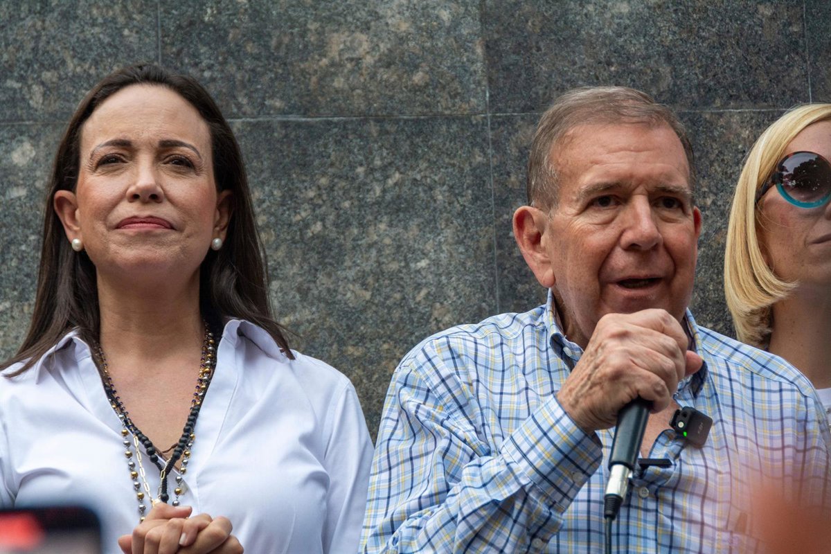 Machado solicita a Europa apoyo para "liberar a Venezuela" y comenzar su "reconstrucción moral