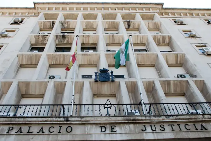 La viceconsejera de Hacienda y cuatro exdirectivos comparecen este martes por los contratos del SAS