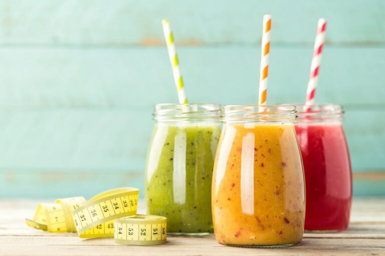 Zumos y batidos: la amenaza del azúcar oculto en alimentos que parecen saludables