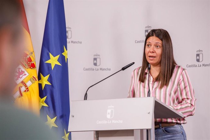 Archivo - LA consejera de Bienestar Social de Castilla-La Mancha, B&aacute;rbara Garc&iacute;a Torijano