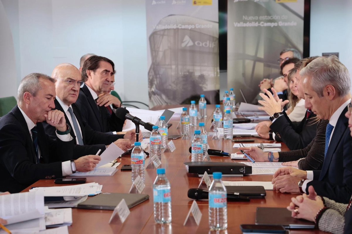 Adif recurrirá al juzgado la decisión sobre el convenio de la SVAV por la oposición de Junta y