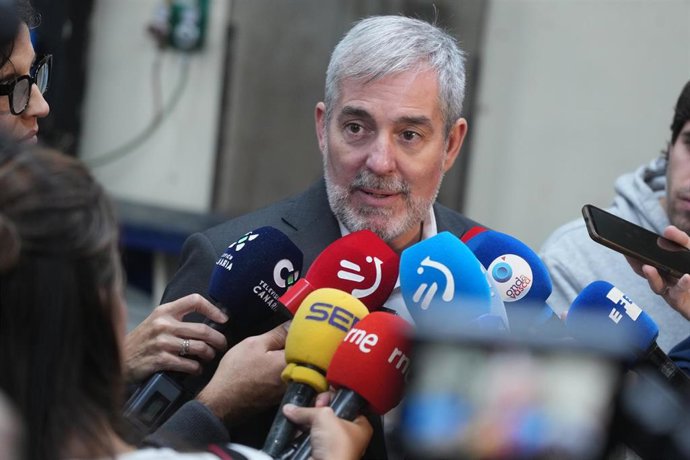 El presidente de Canarias, Fernando Clavijo, visita la sede central de la cooperativa Pe&ntilde;ascal, a 7 de noviembre de 2025, en Bilbao, Pa&iacute;s Vasco (Espa&ntilde;a).