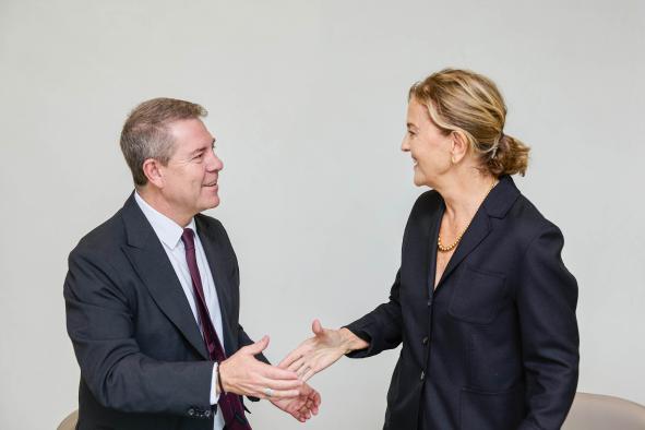 El gobierno regional suscribe un acuerdo con la Fundación Amancio para diversas iniciativas