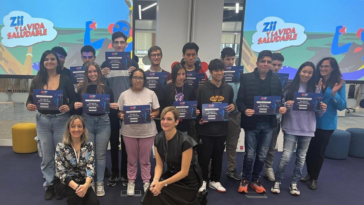 El IRSST conmemora la tercera entrega de diplomas de la Escuela de Salud y Bienestar para personas