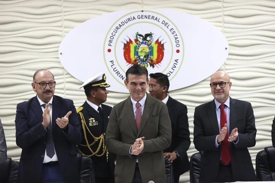 Paz presenta comisi&oacute;n que investigar&aacute; la supuesta corrupci&oacute;n en los Gobiernos de Morales y Arce en Bolivia