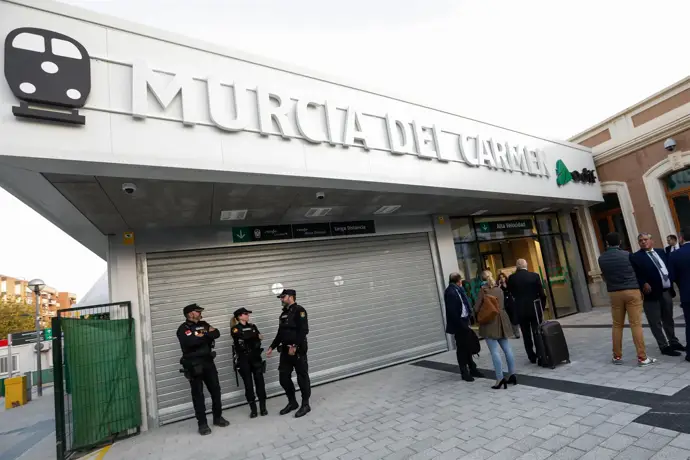El Supremo no entrega a la Asamblea de Murcia datos sobre las supuestas mordidas por el AVE