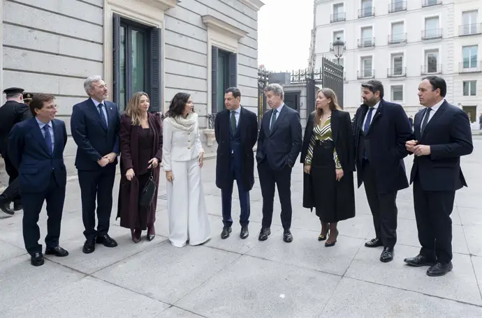 El presidente Azcón subraya que la unión que trajo la Constitución inició un gran periodo en