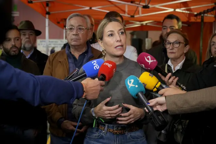 Guardiola destaca que "no hay ningún caso" de peste porcina en la región y anima a consumir