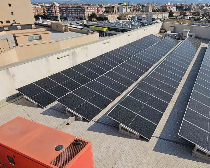 Se reactivan ayudas para autoconsumo y se facilita recuperar inversiones revocadas