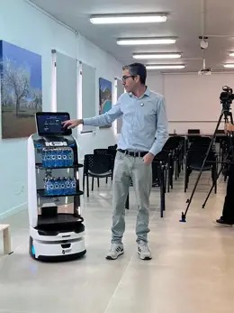 El CentreBit Ibiza celebra una jornada sobre robótica profesional y automatización de procesos