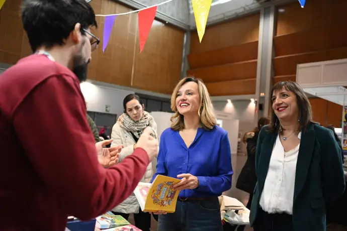 Azcón prioriza sus intereses y los de Feijóo frente a los aragoneses tras una legislatura fallida