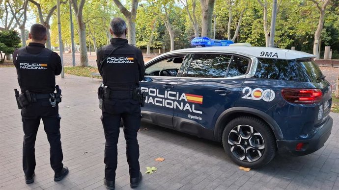 Archivo - Sucesos.- A prisi&oacute;n dos hombres detenidos tras ser sorprendidos cuando intentaban robar en un veh&iacute;culo en Valladolid