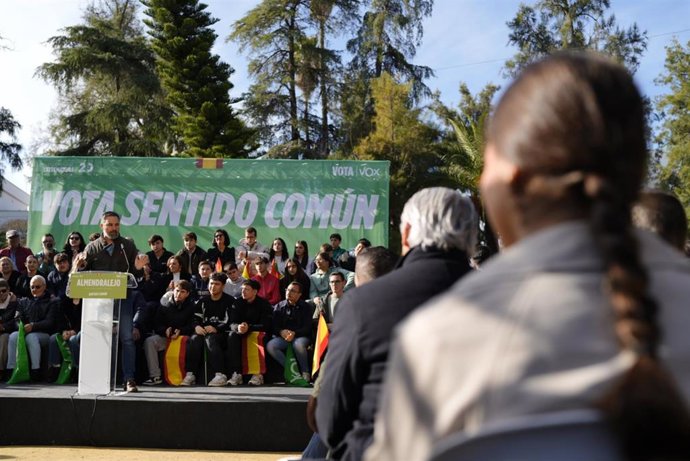 Abascal sostiene que España está bajo el control de una "mafia corrupta ...