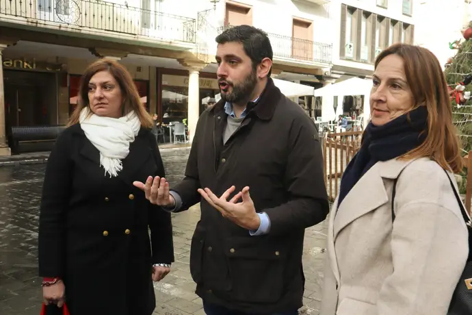 Nolasco (Vox) asegura que Azcón llama a elecciones para monopolizar políticas socialistas