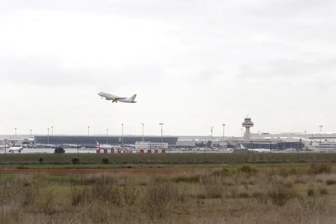 Los aeropuertos de Baleares esperan realizar 496 vuelos este sábado, un 9,98% más que en 2024