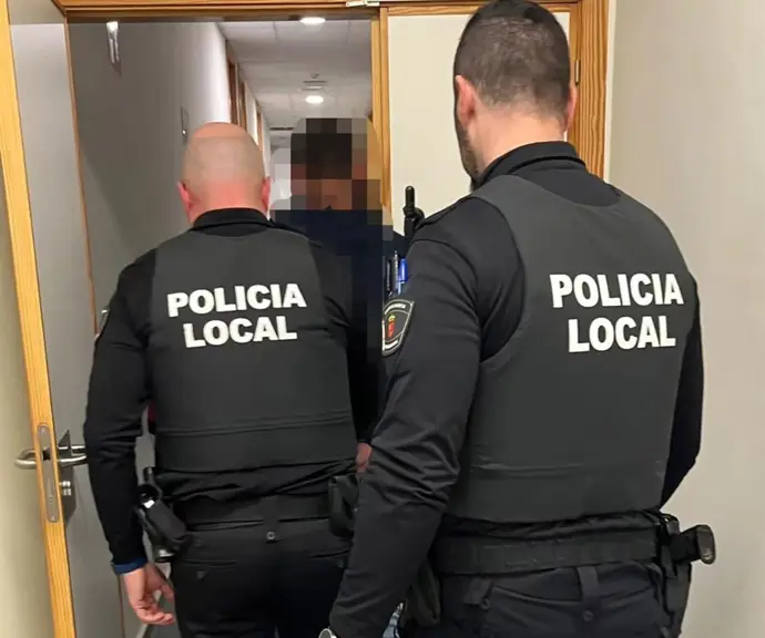 Conducía ebrio un VMP y agredió a un agente en Las Torres de Cotillas