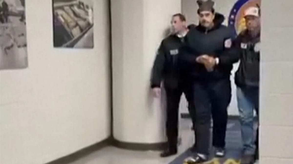 Maduro envía un saludo de buenas noches y deseos de un próspero año a los funcionarios de EE.UU