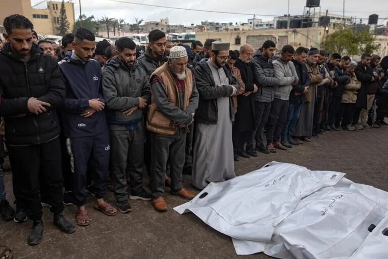 Un dron israelí ataca a palestinos en Gaza y causa la muerte de tres personas en el suceso