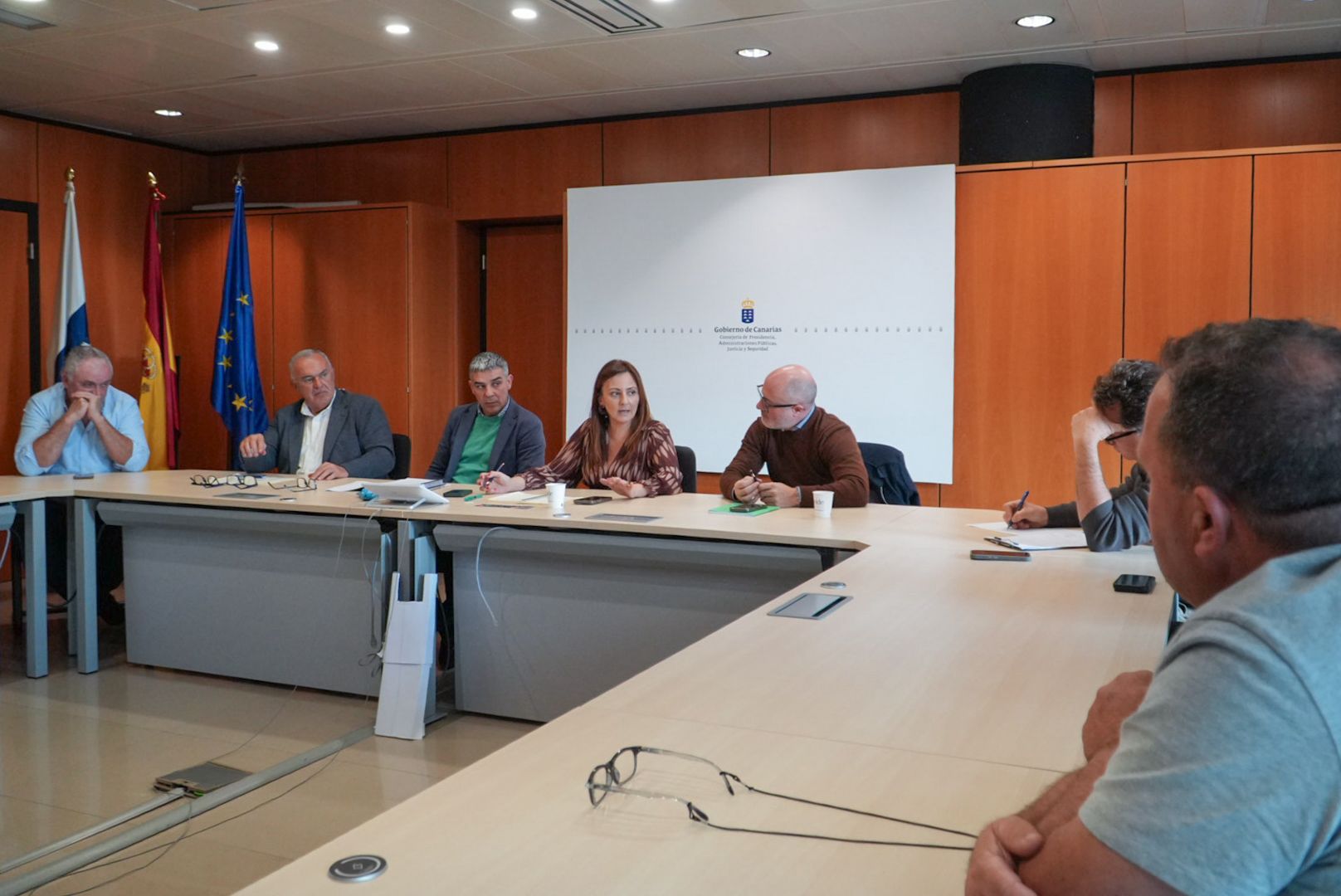 El Gobierno de Canarias y Asepalma se reúnen para planificar acciones de colaboración en el sector