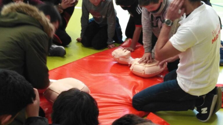 La Atención Primaria de la Comunidad de Madrid ha capacitado en 2025 a cerca de 7.000 jóvenes en